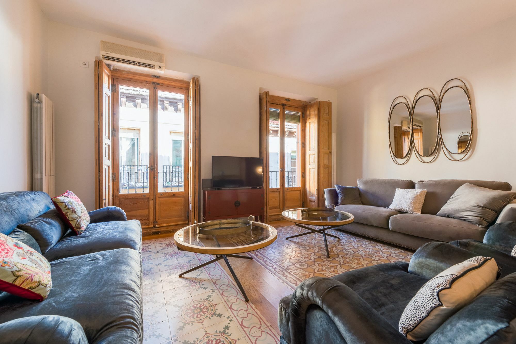 Apartamento Malasana-Gran Via 马德里 外观 照片